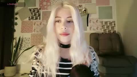 luckysapphire777 online show from July 13, 12:52 pm