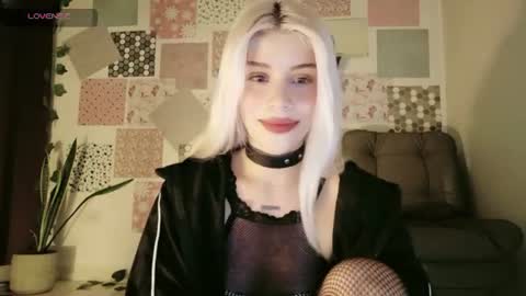 luckysapphire777 online show from July 27, 12:12 pm