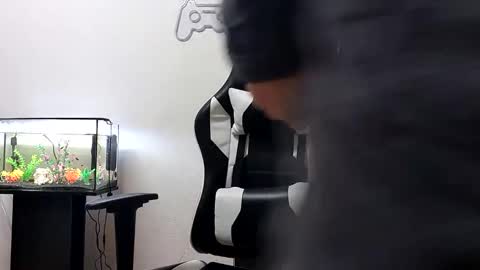 luckyshot91 online show from January 9, 7:29 pm