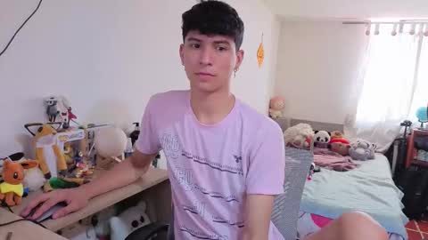 Lu Independent Model online show from February 7, 4:11 pm