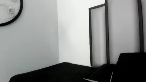   online show from October 31, 5:08 am