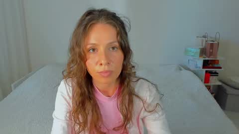 lucy__ray online show from May 14, 3:19 pm