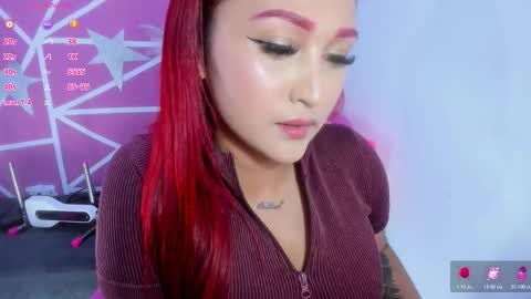 lucy_beatifull online show from March 5, 10:39 pm