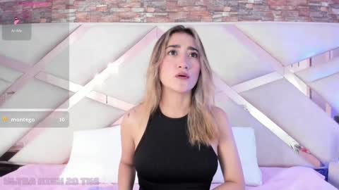 lucy_davies_ online show from April 15, 11:39 am