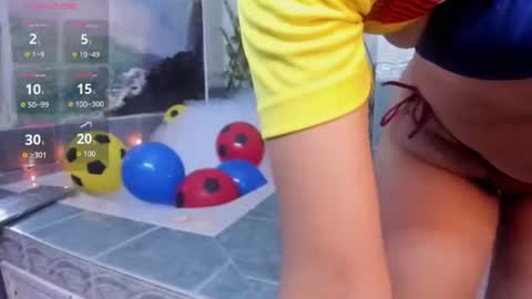 Snapshot of lucy_river_ chatting on June 27, 9:42 pm Lucy online show from June 27, 9:42 pm