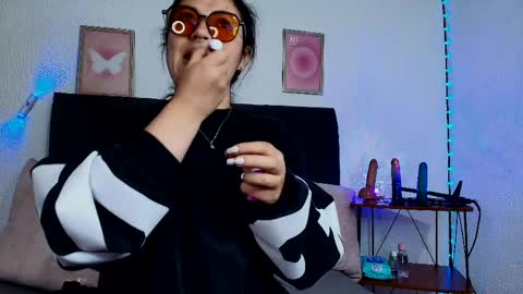 Snapshot of lucyfer_111 chatting on June 2, 11:45 am sam online show from June 2, 11:45 am