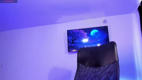 FENTY online show from April 18, 12:42 pm