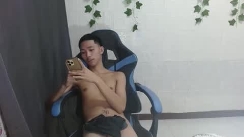 lui_the_fucker online show from October 23, 11:14 pm