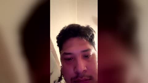 luis5758 online show from December 22, 5:26 am