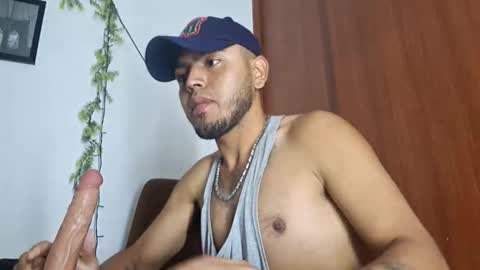 luis_prince_ online show from January 8, 6:43 pm