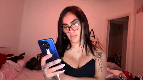 Luisa Monsters online show from October 6, 6:49 pm