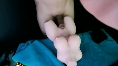 Snapshot of luisccb chatting on February 15, 6:10 am luisccb online show from February 15, 6:10 am