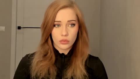 Lizzy online show from March 22, 4:10 pm