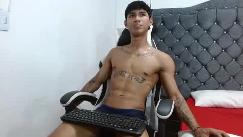Snapshot of luka_big18 chatting on July 3, 8:37 pm Luka big18 online show from July 3, 8:37 pm