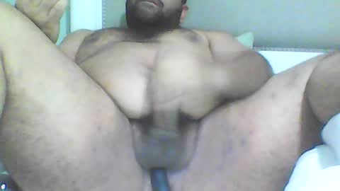 Snapshot of lukacavani33 chatting on June 28, 2:39 am LUKACAVANI online show from June 28, 2:39 am