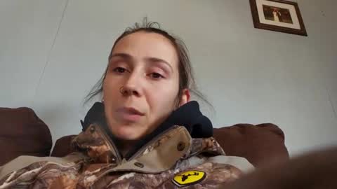 Snapshot of lukeandali23 chatting on February 25, 9:35 pm Lukeandali420 online show from February 25, 9:35 pm