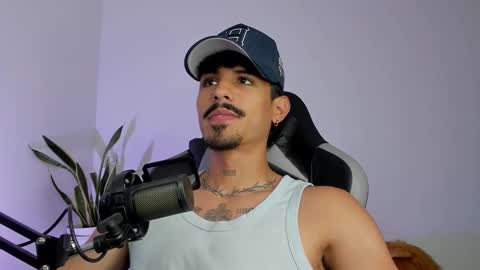 Luke Taylor online show from March 4, 2:01 pm