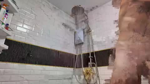 MR. Luke Gunn online show from November 11, 9:59 pm