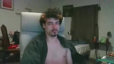 luketheduke4200 online show from April 19, 7:29 am