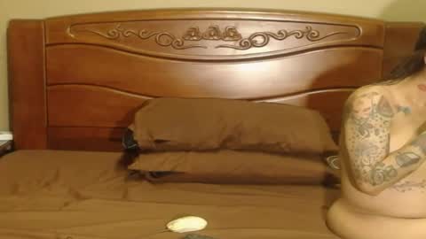 lulu_wild online show from April 15, 10:00 am