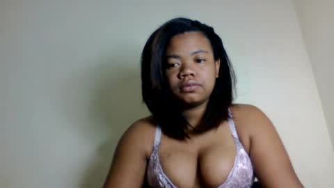lumira_belle online show from August 2, 11:36 pm