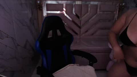 Luna online show from May 22, 3:35 am