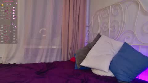 Luna online show from March 19, 3:38 pm