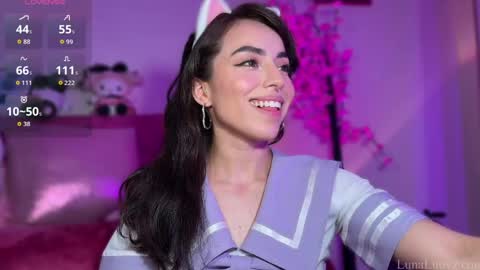 Luna Luuvz online show from April 15, 4:30 am