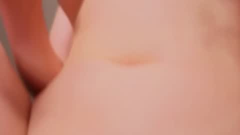 Snapshot of luna_moran chatting on July 8, 6:51 am Lina online show from July 8, 6:51 am