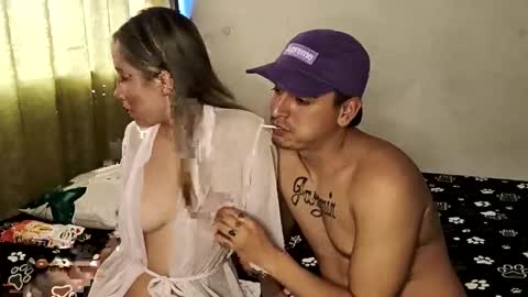 Snapshot of luna_prohibida16 chatting on May 5, 9:45 pm luna_prohibida16 online show from May 5, 9:45 pm