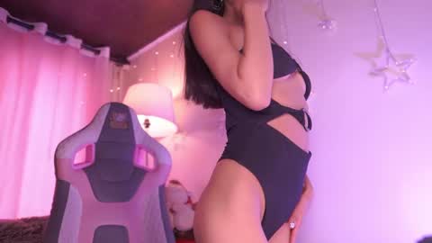 luna_sweeth online show from July 28, 4:39 pm