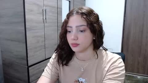 lunaa_sub online show from December 15, 7:18 pm