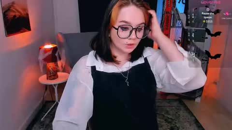 Li online show from October 24, 4:25 pm