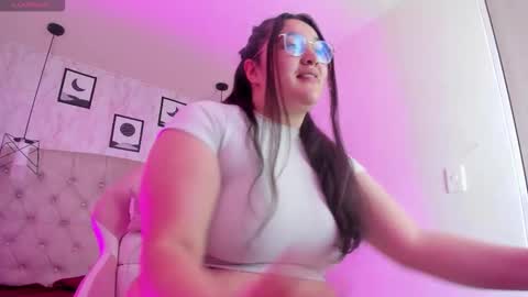 Luna online show from March 22, 7:06 pm