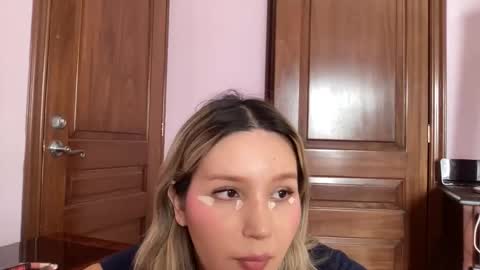 Lunacats online show from April 27, 2:37 pm