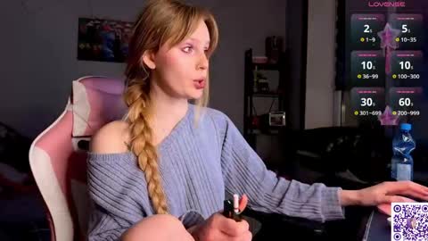 Britney online show from April 12, 8:47 pm