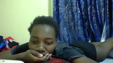lunah_kitty online show from May 20, 7:53 pm