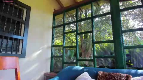 lunaluxe1001 online show from August 1, 1:32 pm