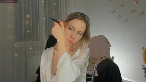 Kelly online show from January 10, 2:41 pm