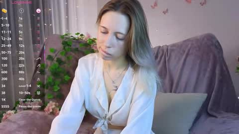 Kelly online show from March 17, 4:43 pm