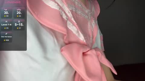 LunarMoly online show from April 18, 3:38 pm