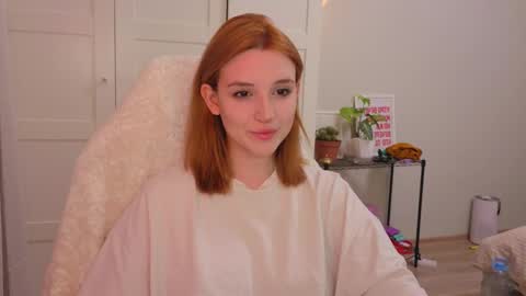 Snapshot of lunatale chatting on February 21, 5:25 pm Kate online show from February 21, 5:25 pm