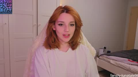 Snapshot of lunatale chatting on February 28, 3:13 pm Kate online show from February 28, 3:13 pm