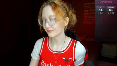 lunaterry online show from June 2, 7:54 am