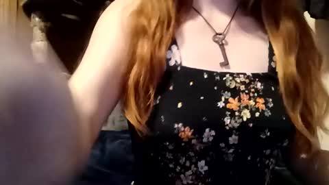 lunathepoet online show from July 1, 2:13 am