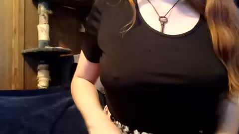 lunathepoet online show from July 15, 9:31 pm