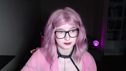 Snapshot of lunaxcherry chatting on March 4, 6:14 pm LunaXcherry online show from March 4, 6:14 pm