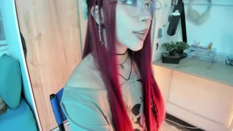 lunivyra online show from June 23, 4:38 pm