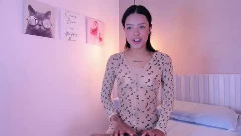 lunna__tylor online show from February 17, 3:36 am