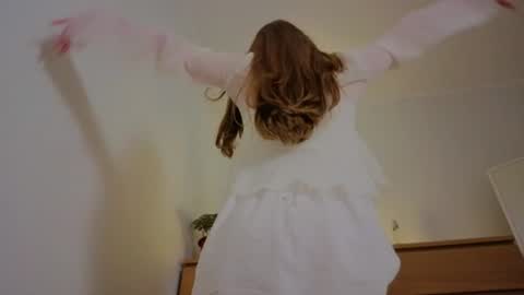 Snapshot of lunoria chatting on June 27, 11:21 pm lunoria online show from June 27, 11:21 pm